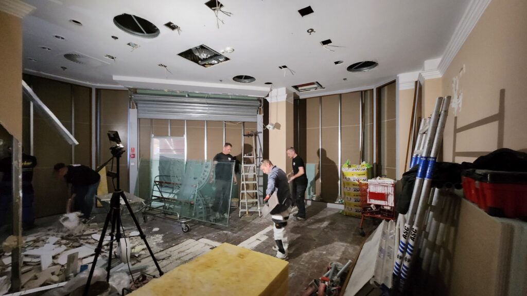 Fit-Out Przebudowa i Generalny remont lokalu usługowego w Galerii Handlowej Szczecin