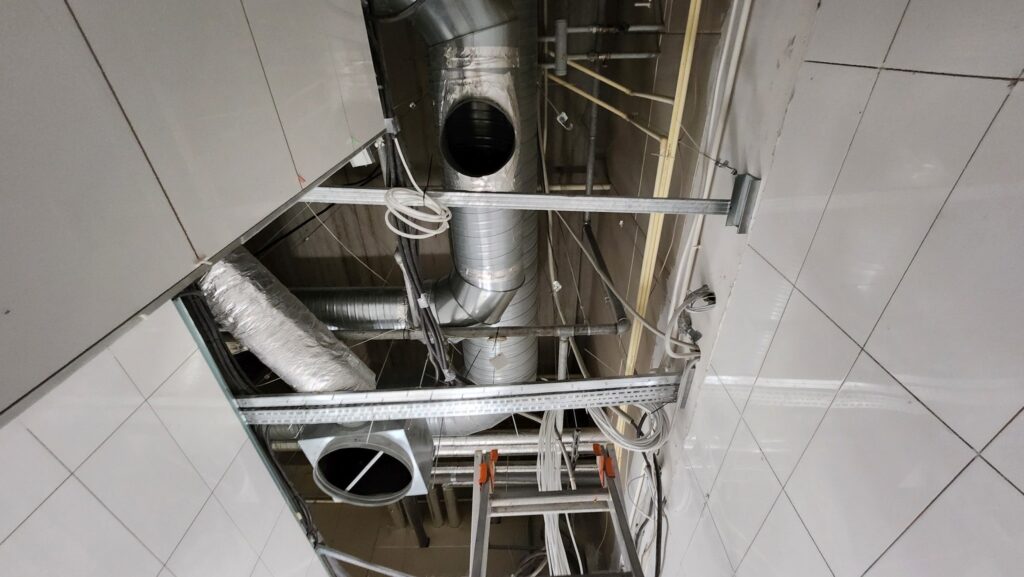 Remont wentylacji w lokalu usługowym w Galerii Handlowej Szczecin