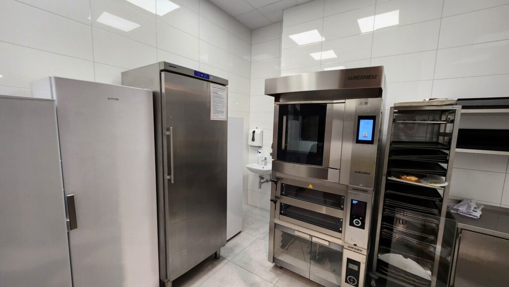 Fit-Out Przebudowa i Generalny remont lokalu usługowego w Galerii Handlowej Szczecin